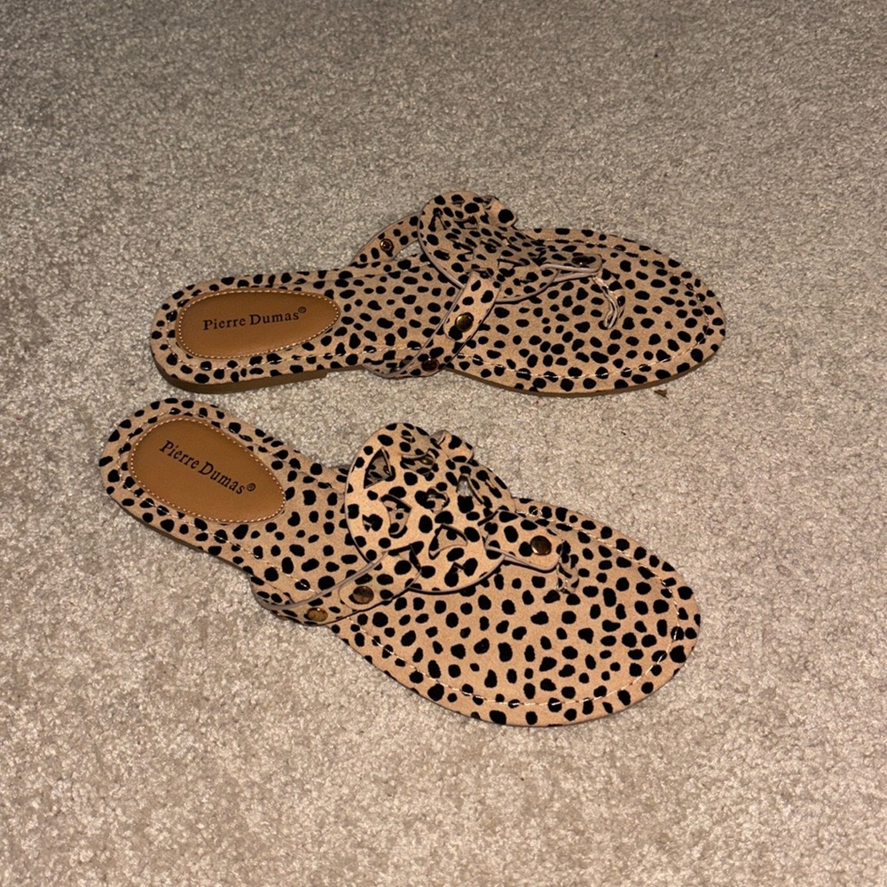 Sandals women’s size 8